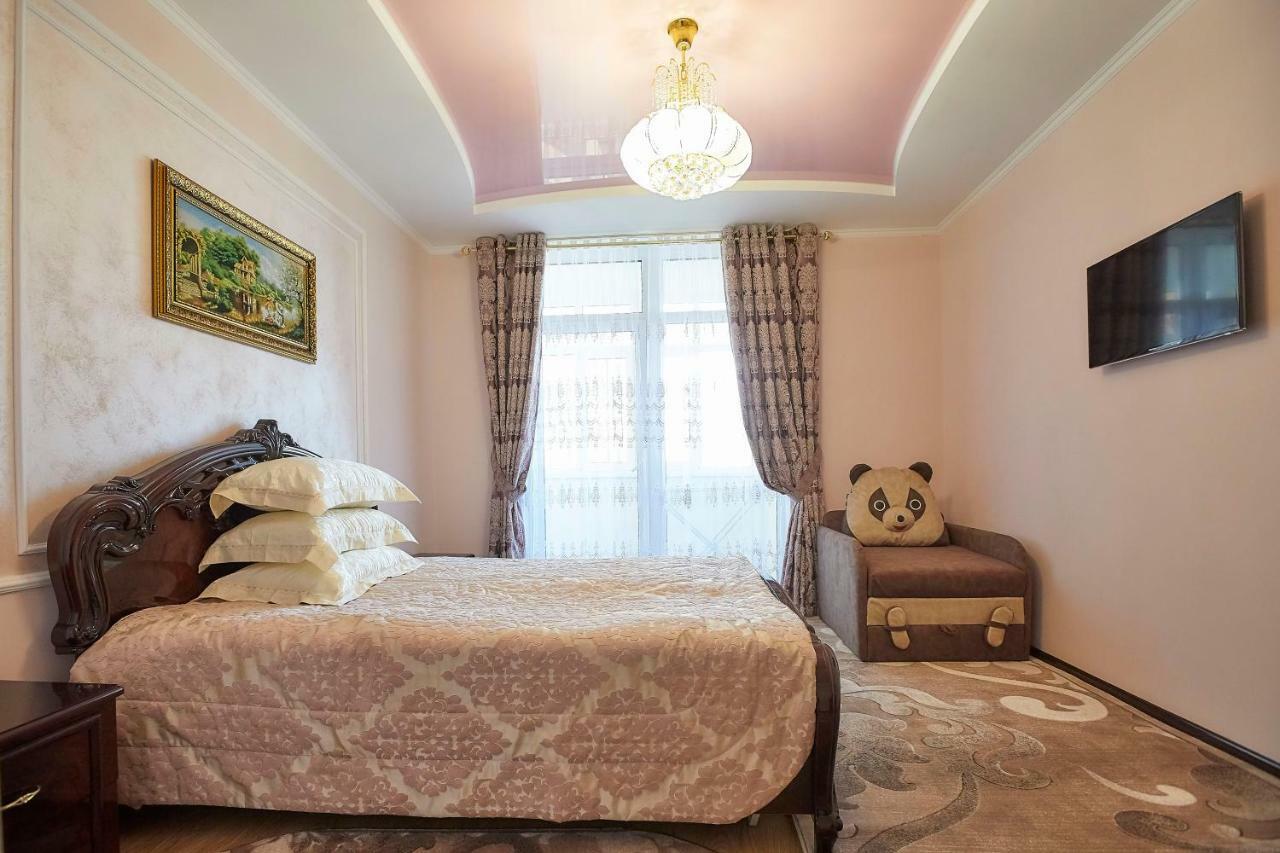 Luxury Apartament 2 Truskavets Eksteriør bilde